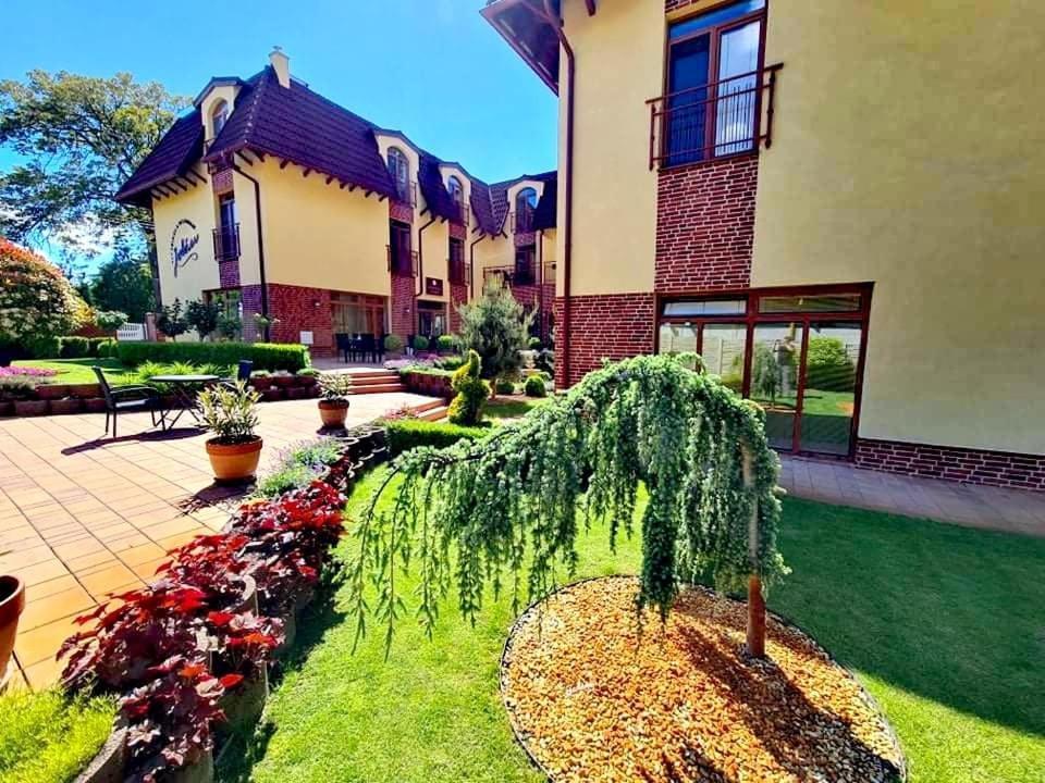 Jolan Pension & Restaurant Cicov المظهر الخارجي الصورة