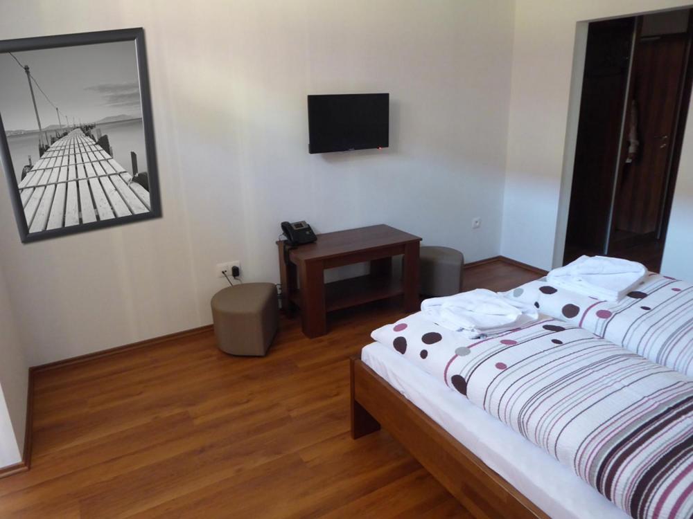 Jolan Pension & Restaurant Cicov المظهر الخارجي الصورة